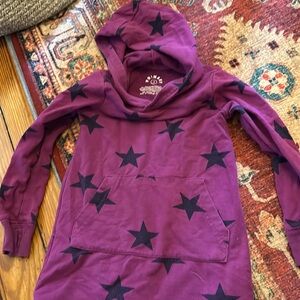 Primary hooded tunic. Size 2